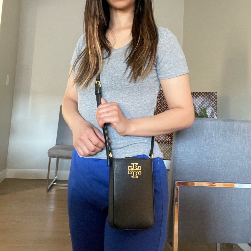 New, authentic britten phone crossbody - Picture 11 of 11